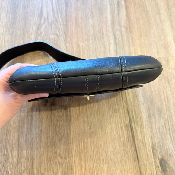 Vintage Coach Y2K Legacy Hamptons Sticker Black Leather Shoulder Bag Small Gold - Picture 7 of 9